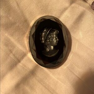 Vintage Cameo Brooch